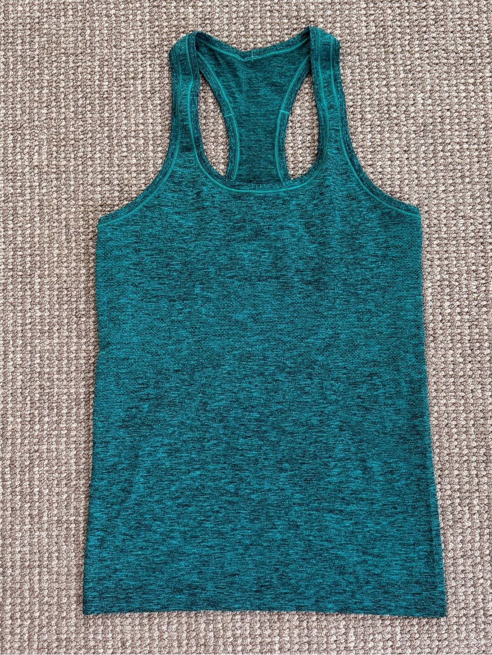 Lululemon Swiftly Tech Racerback Heathered Green/Black Tank - size 6
